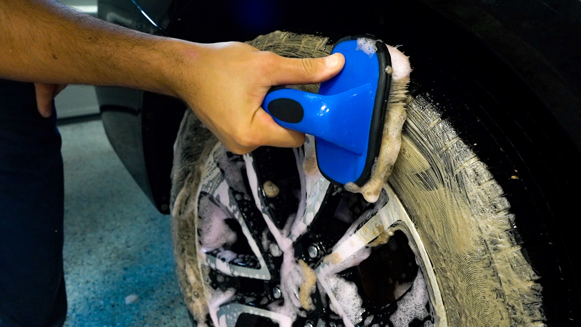 the detailgeek.ca suv detailing tools